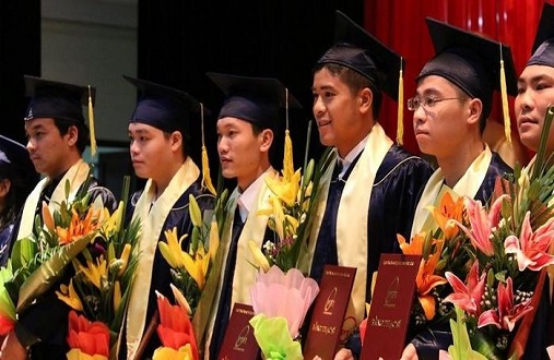 Các trường đại học thu hút tiến sĩ, giáo sư: Không đơn giản chỉ là tăng thu nhập